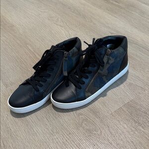 Men's or women’s Black Leather High-Top Sneakers with Camouflage Panels